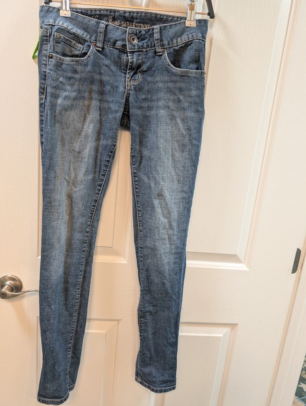 GUESS Sarah Skinny Jeans Size 26 Blue Denim Mid-Rise Distressed READ
